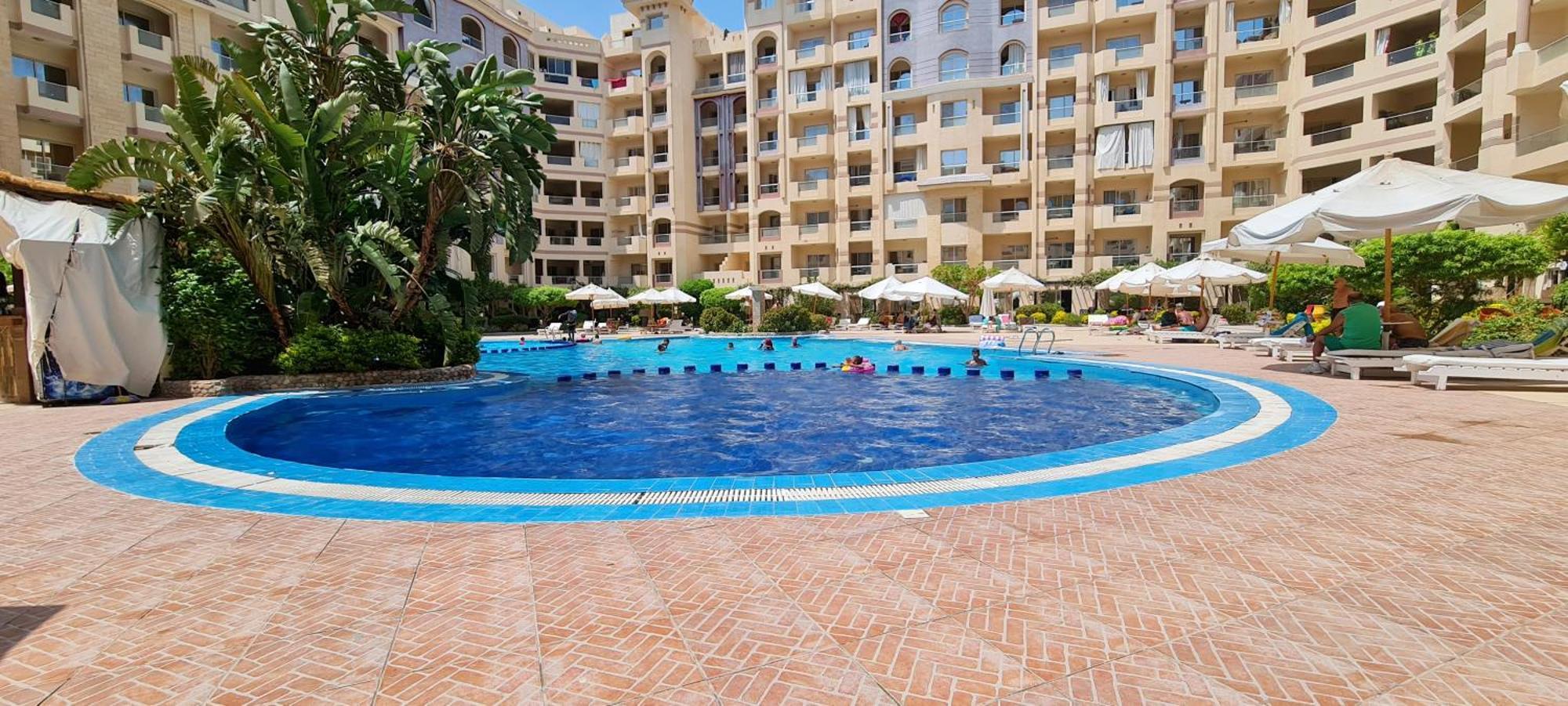 Florenza Blue Sky & Poolview Studio Hurghada Luaran gambar